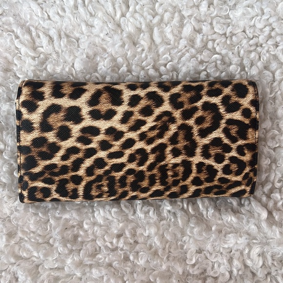 Leopard Wallet Clutch - Picture 6 of 11